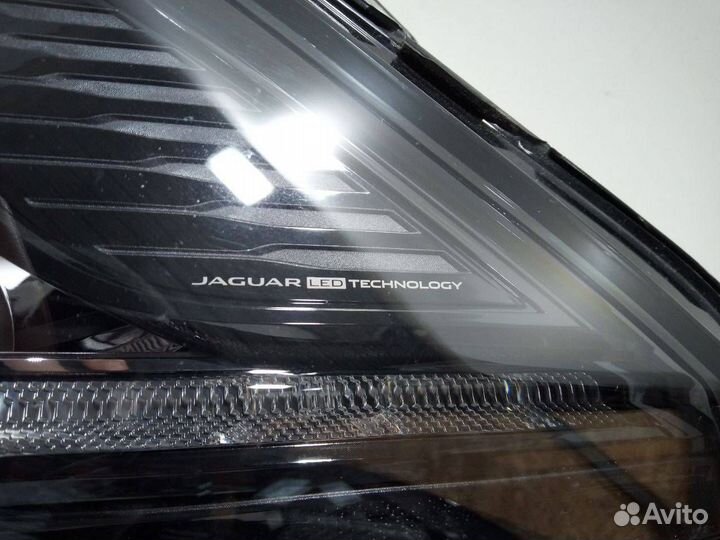 Фара левая Jaguar F-Pace 2020 J9C313W030DD