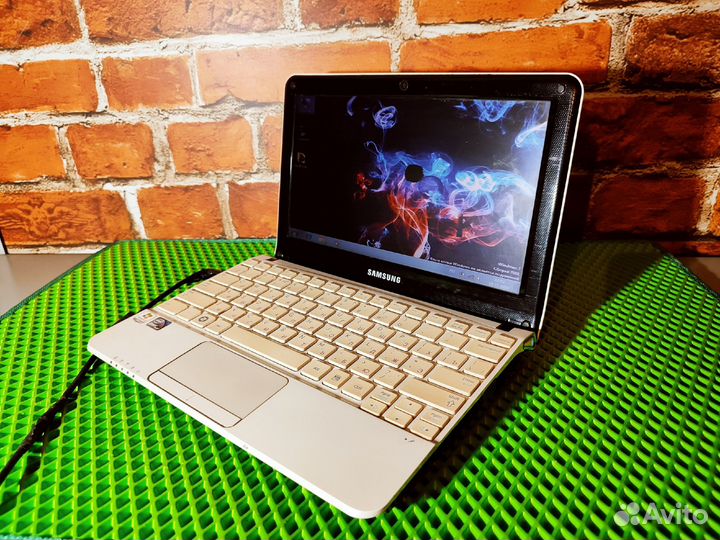 Samsung NC110 - 2 Ядра \ 2 Озу \ SSD