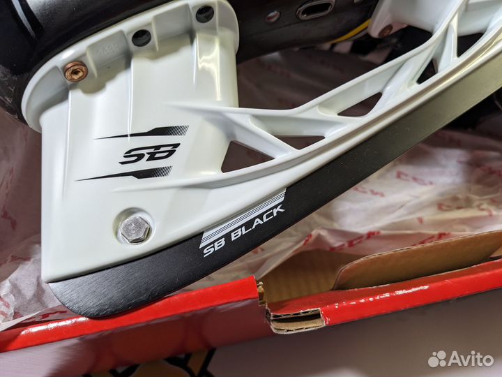 Коньки ccm super tacks as1 хоккейные sr 7 D