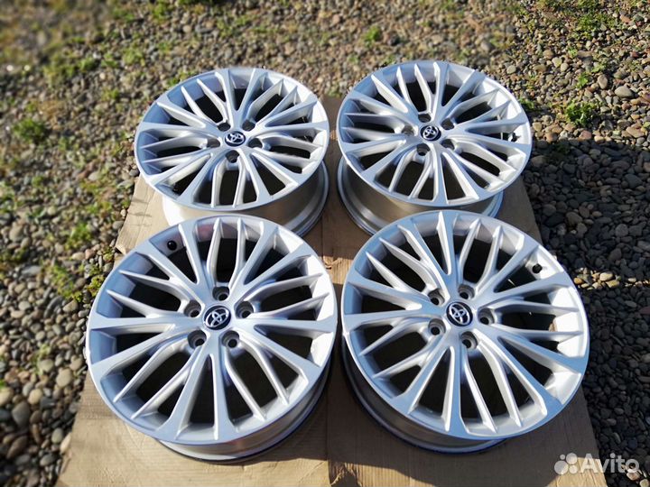 Комплект Toyota R18; 5*114,3; 8J; +50