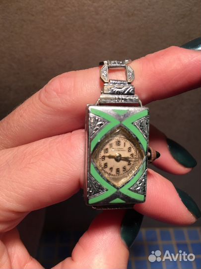 Антикварные женские часы