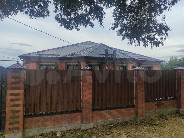 Коттедж 93 м² на участке 3 сот.