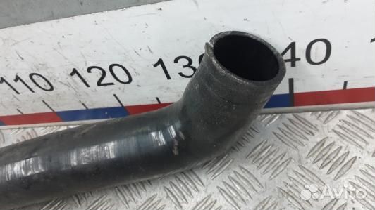 Патрубок интеркулера land rover discovery 3 (HNT14