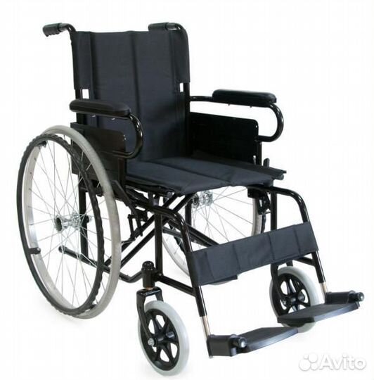 Кресло-коляска инвалидная с литыми колесами FS868