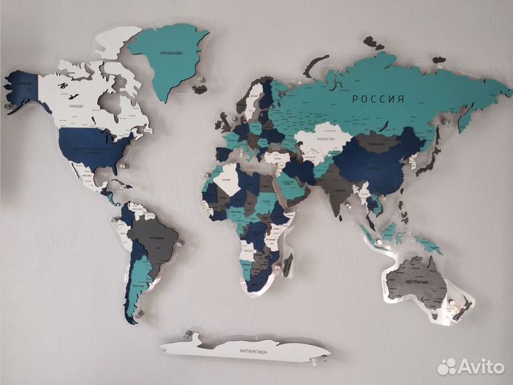 Деревянная карта мира с подсветкой