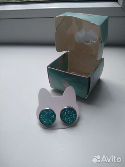 Серьги гвоздики