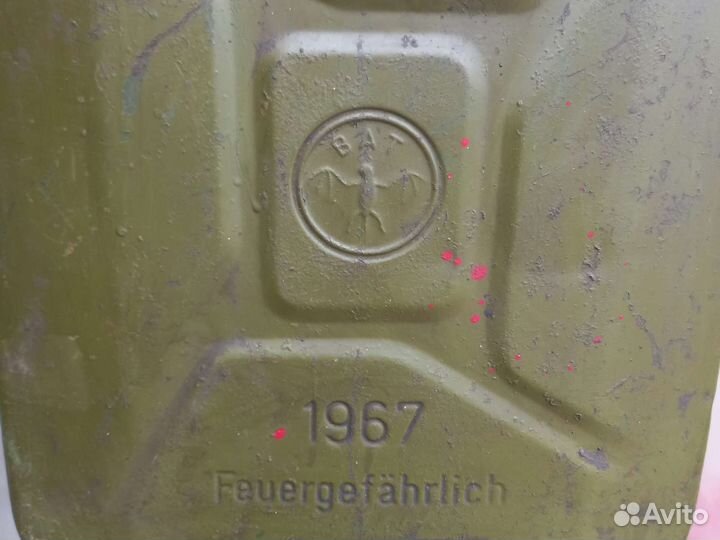 Канистра немецкая 20 л 1967 г