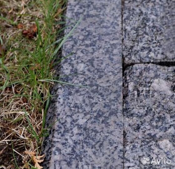 Бордюр из гранита
