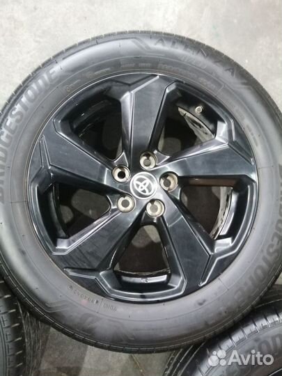 Летние колёса Toyota Rav4 225/60/18 Bridgestone