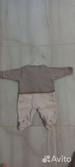 Велюровый костюм для новорожденного