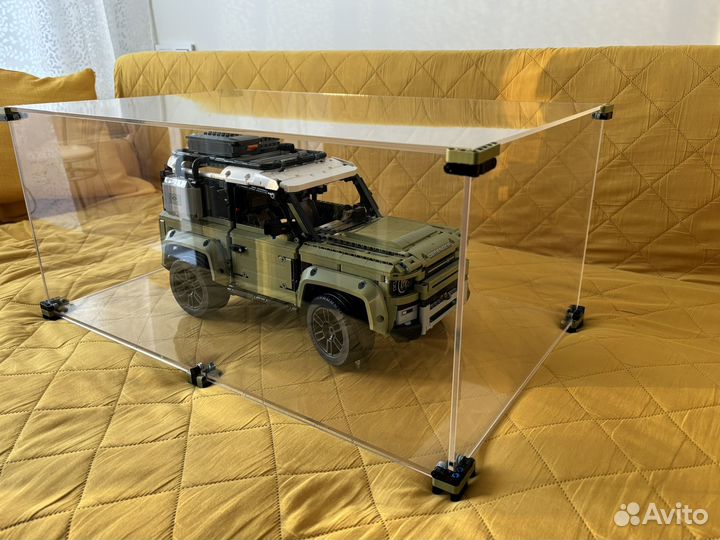 Lego Technic 42110 Land Rover Defender