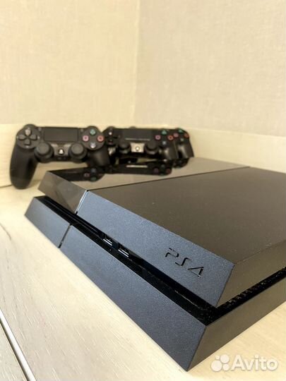 Sony PlayStation 4