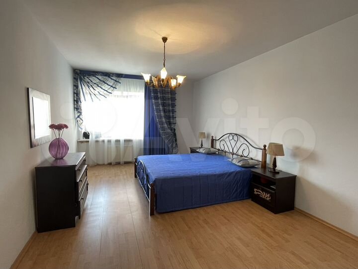 3-к. квартира, 135 м², 3/5 эт.