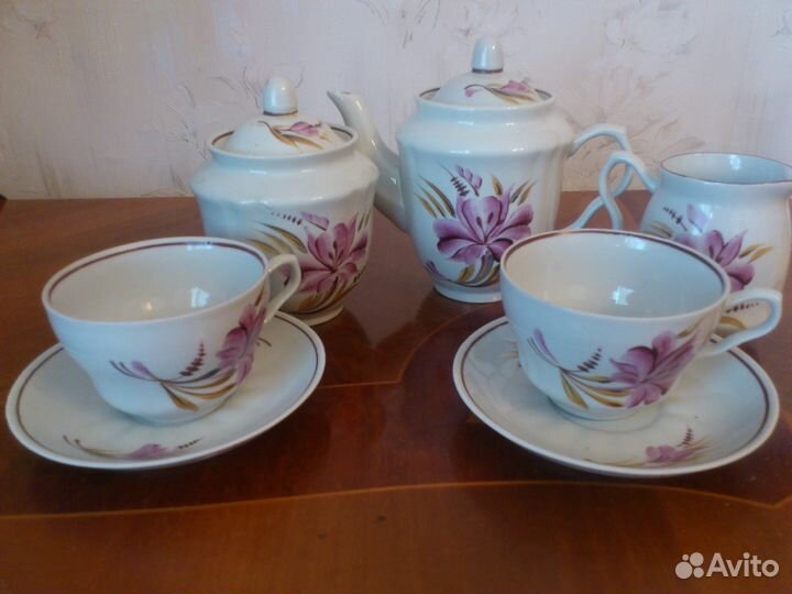 Чайный сервиз на 6 персон