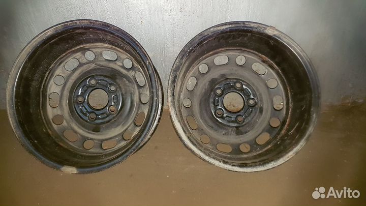 Продам два диска KFZ 7975 r15 для Mazda