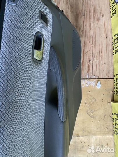 Дверь задняя левая Mazda Familia (bj3p) 1998-2008