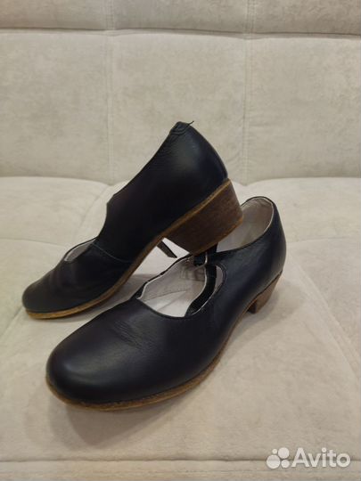 Туфли для народного танца