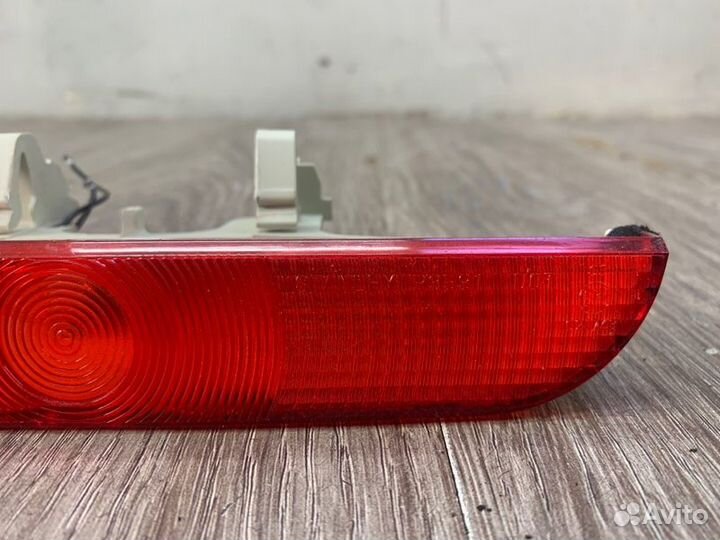 Стоп-сигнал крышки багажника задний Mazda 3