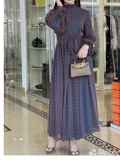 Платье миди