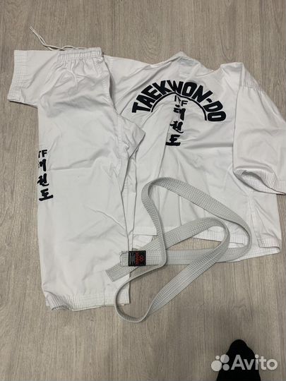 Кимоно для тхэквондо 130