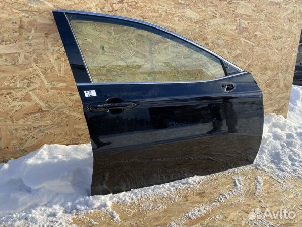 Toyota Camry 70 Дверь передняя правая
