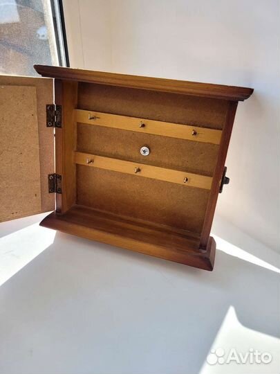 Полка ключница