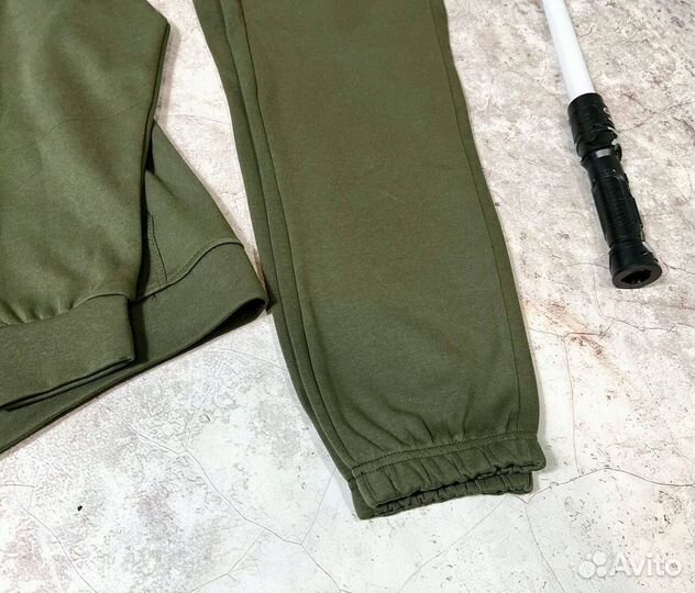 Спортивные костюмы Adidas