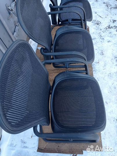 Стул для посетителя Herman Miller Aeron