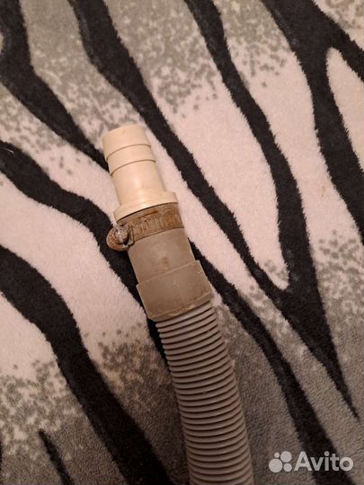 Сливной шланг для стиральной машины