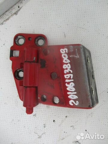 Петля двери верхняя правая Volvo 20398136