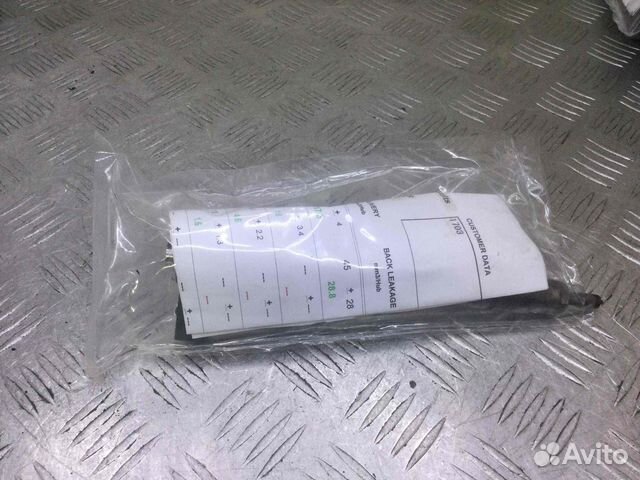 Форсунка Мерседес Ц класс 0445110121; 0445110120;