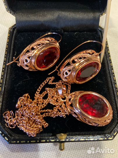 Комплект Винтаж бижутерия. Серьги, кулон