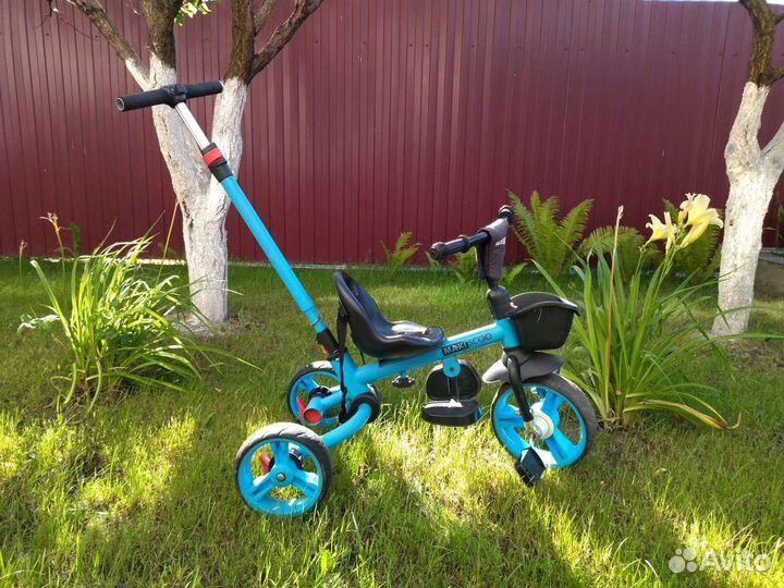 Детский трехколесный велосипед