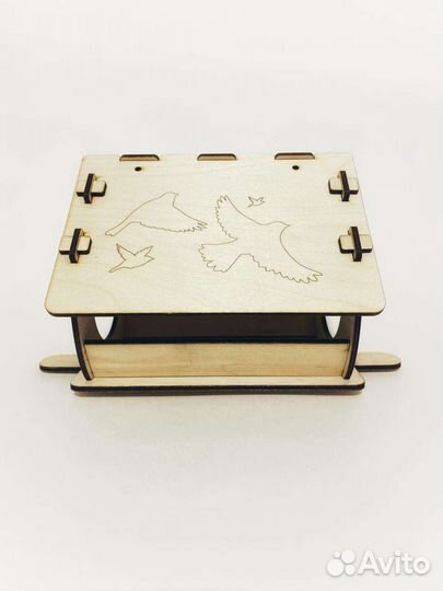 Кормушка для птиц