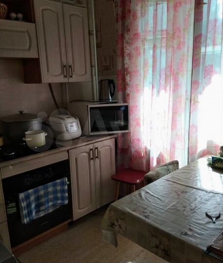 2-к. квартира, 52 м², 2/5 эт.