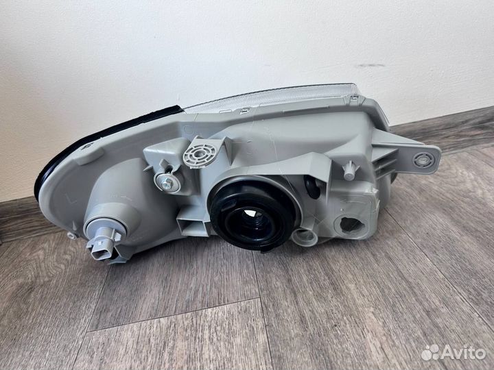 Фара Hyundai Accent 2 лс 2000-2012