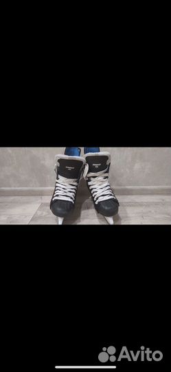 Коньки хоккейные