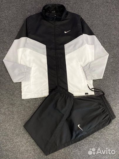 Спортивный костюм nike