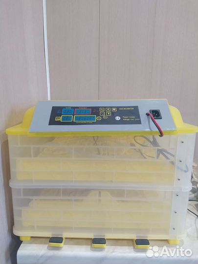 Инкубатор автоматический