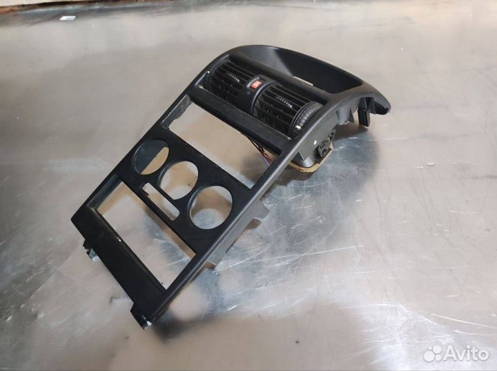 Рамка магнитолы Opel Astra G 2001 90561237