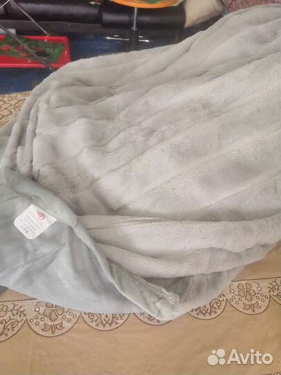 Плед новый 200 *220 новый двойной Голуб.серебрист