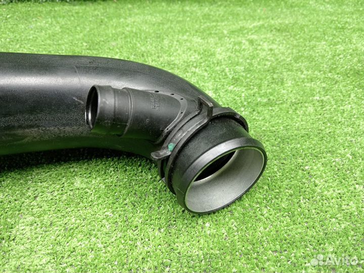 Патрубок интеркулера 1K0129654AP VAG Audi Volkswagen Passat b7 Alltrack Q3 8U A3 8P Tiguan 8U