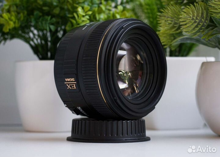 Sigma 30mm F1.4 (Canon EF-S)