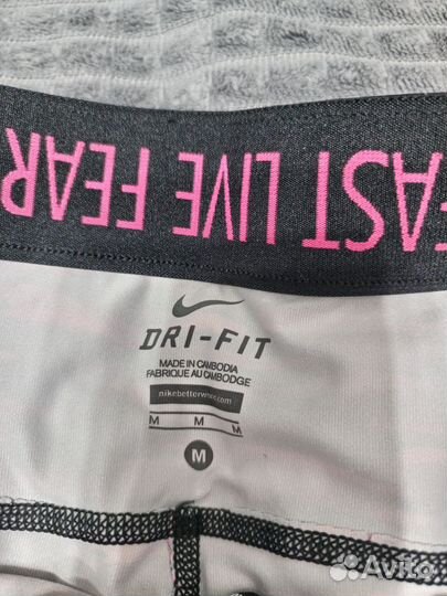 Майка и тайтсы Nike dri fit