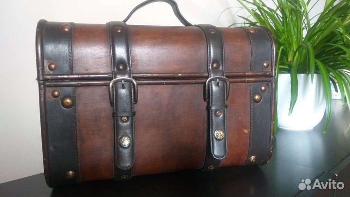 Гардеробный чемодан