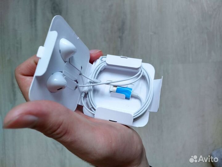 Оригинальные наушники Apple Earpods laighting