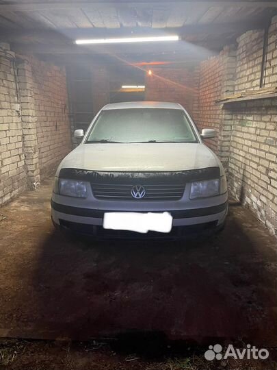 Volkswagen Passat B5 2.3 VR5 150 л.с по запчастям