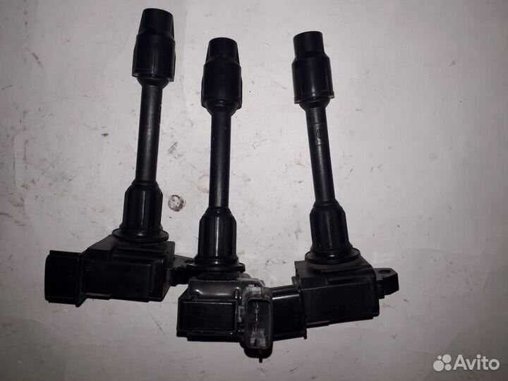 Катушка зажигания Nissan 224482Y005