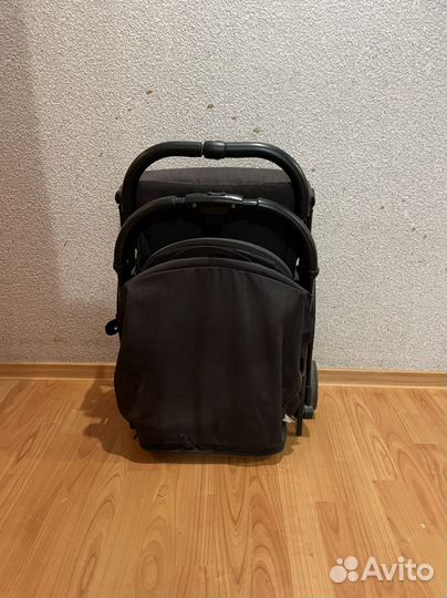 Прогулочная коляска chicco trolley me