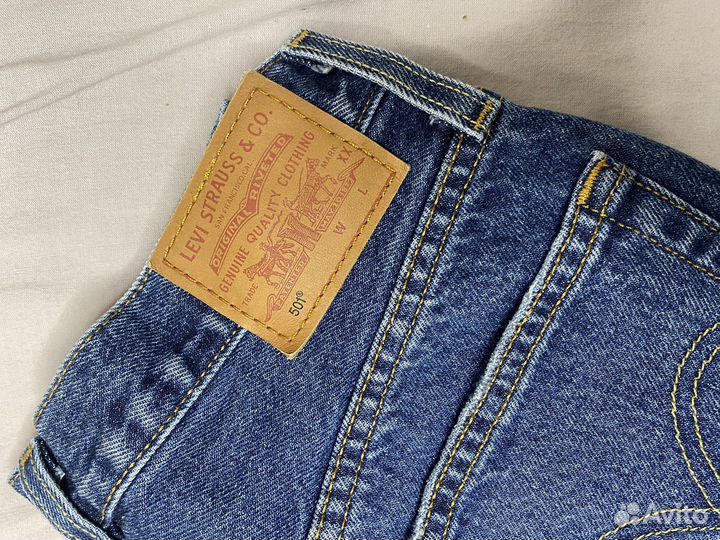 Джинсы женские Levi's 501
